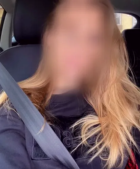 Alina, 32