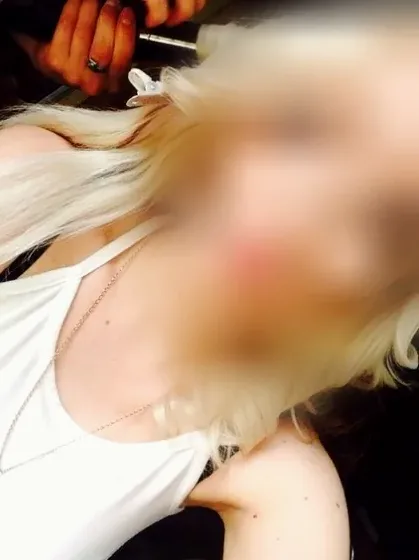 Chiara, 37