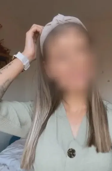 Esra, 26