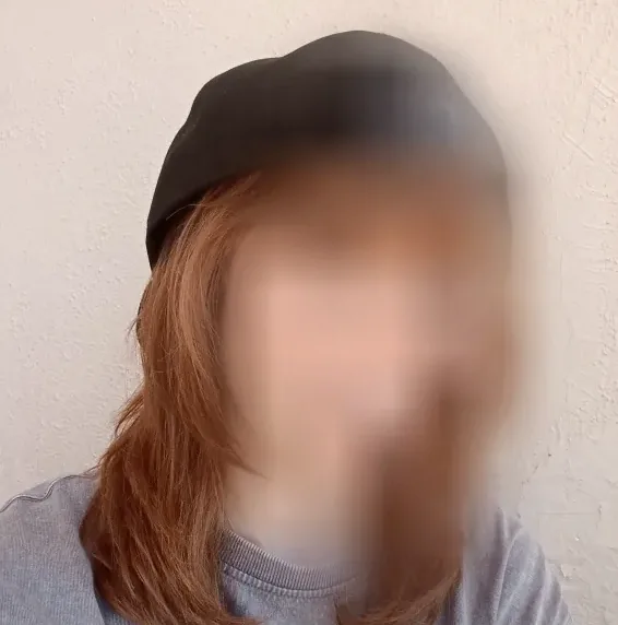 Fiona, 27