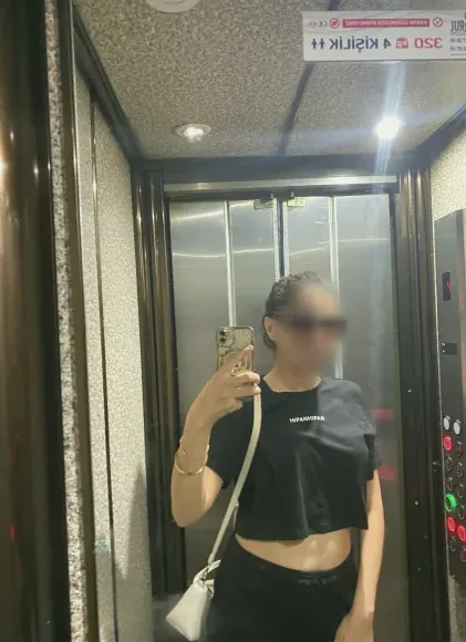 Miriam, 33