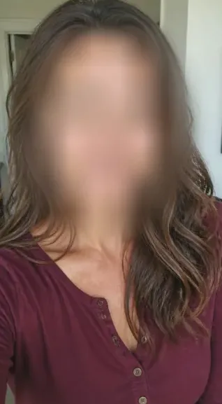 Katrin, 39